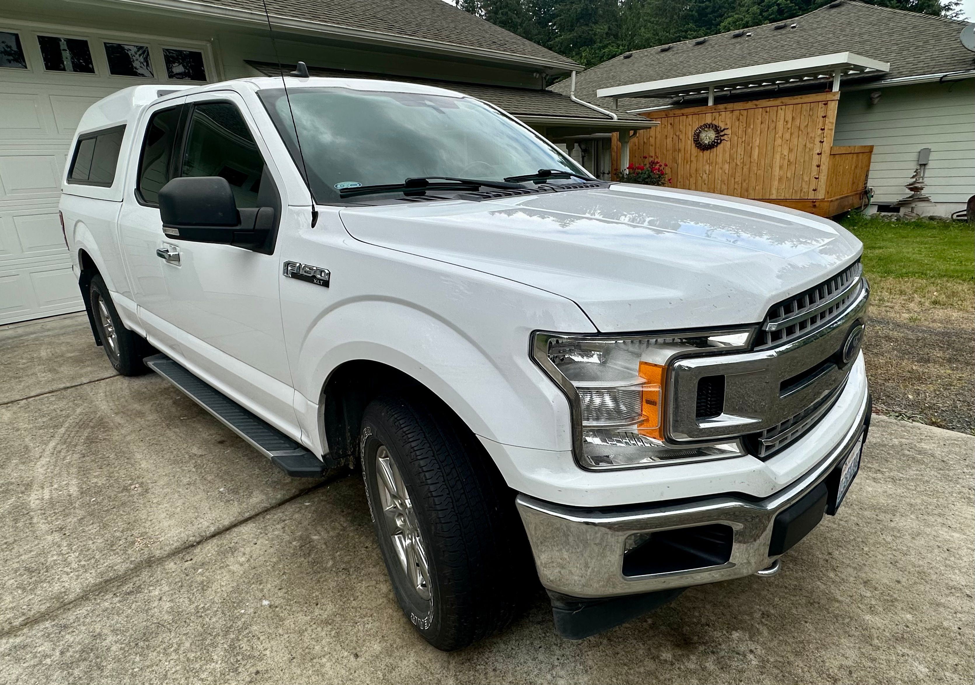 Used 2019 Ford F150 XLT w/ Equipment Group 302A Luxury AWD/4WD image 1