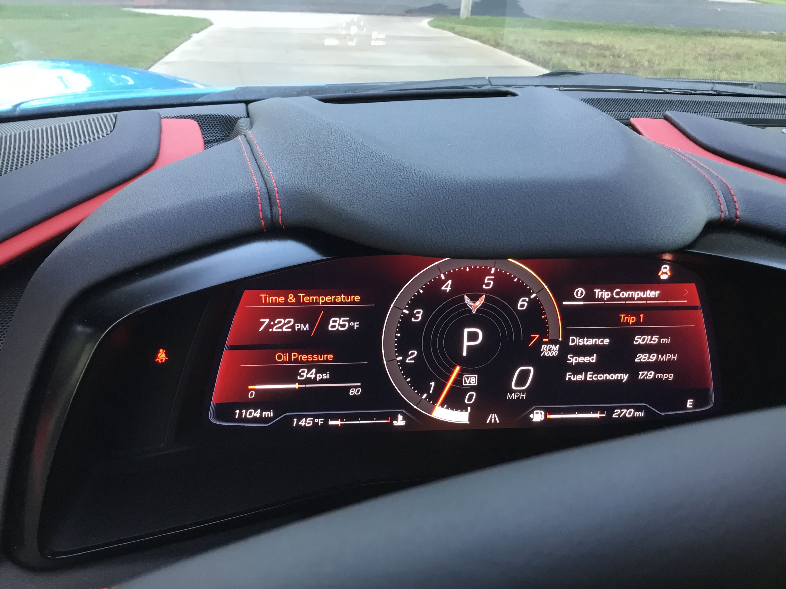 Used 2024 Chevrolet Corvette Stingray Preferred Cpe RWD image 9