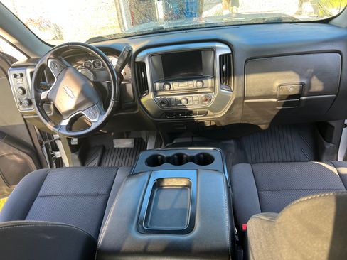 Used 2019 Chevrolet Silverado 1500 LT w/ All Star Edition AWD/4WD image 4