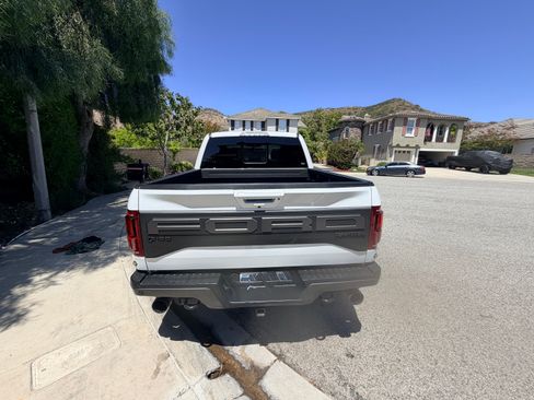 Used 2020 Ford F150 Raptor w/ Equipment Group 802A Luxury AWD/4WD image 5