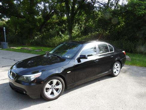 Used 2007 BMW 525i Sedan RWD image 2