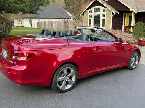 Used 2011 Lexus IS 350C 350C Convertible 2D w/ Luxury Pkg image 12