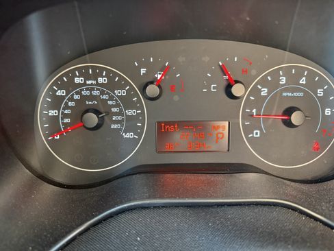 Used 2021 RAM ProMaster City Tradesman SLT image 11