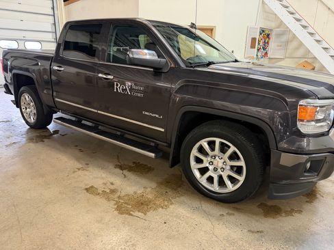 Used 2015 GMC Sierra 1500 Denali AWD/4WD image 4
