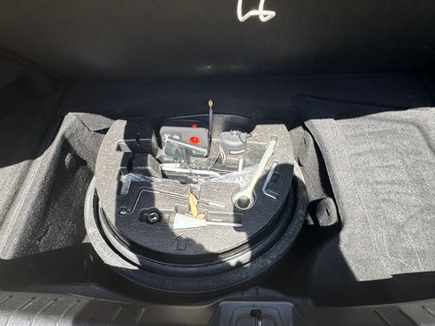Used 2016 Maserati Ghibli S RWD image 15