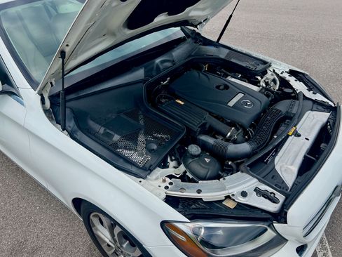 Used 2017 Mercedes-Benz C 300 Sedan image 11