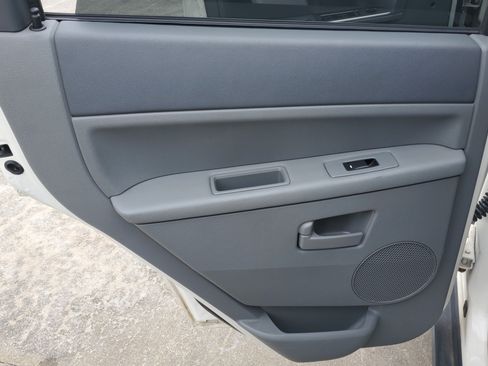 Used 2007 Jeep Grand Cherokee Laredo image 17