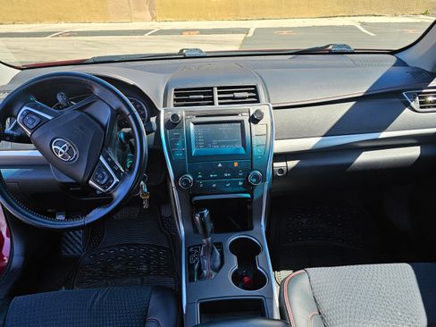 Used 2015 Toyota Camry SE image 13