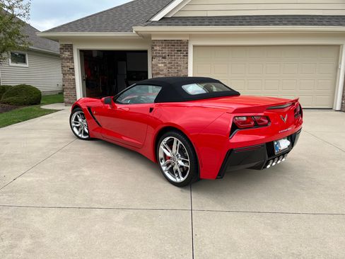 Used 2019 Chevrolet Corvette Stingray Convertible Z51 2LT RWD image 5