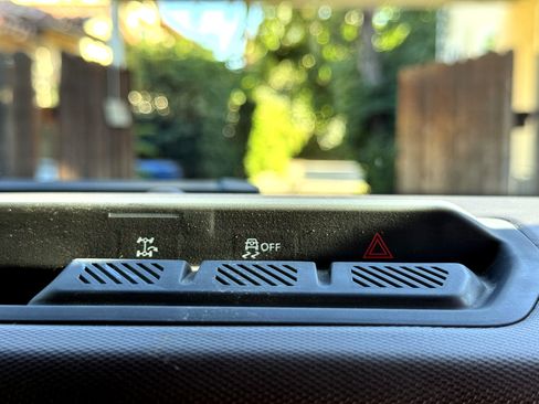 Used 2023 Ford Bronco Outer Banks AWD/4WD image 22