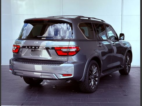 Used 2022 Nissan Armada Platinum w/ Captain's Chairs Package image 1