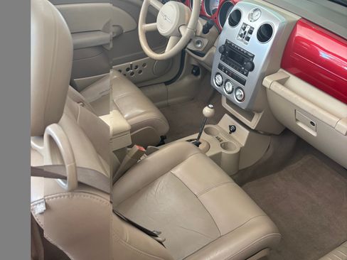 Used 2006 Chrysler PT Cruiser Touring w/ Boston Acoustics Audio Group FWD image 17