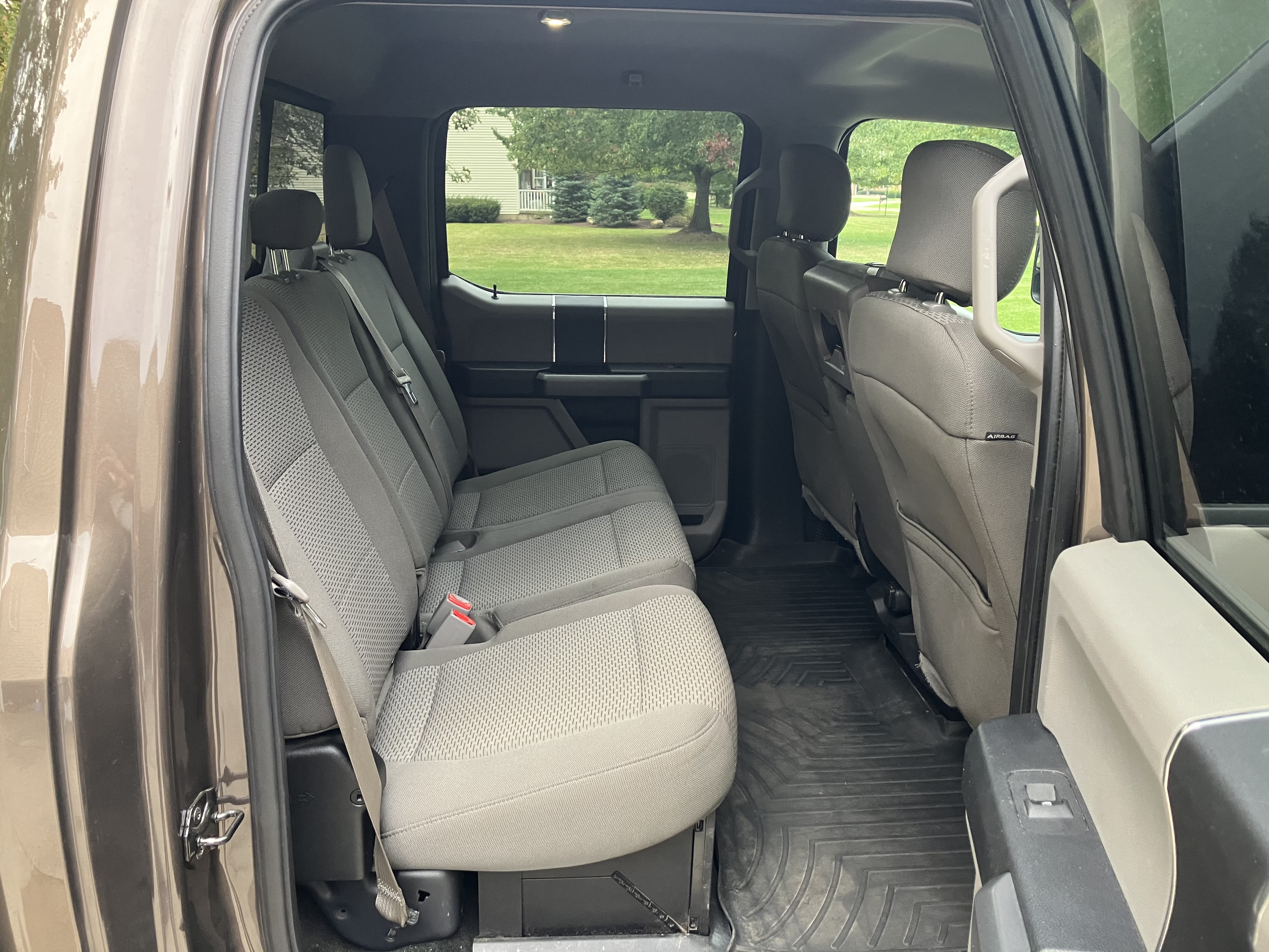 Used 2017 Ford F250 XLT w/ XLT Value Package AWD/4WD image 18