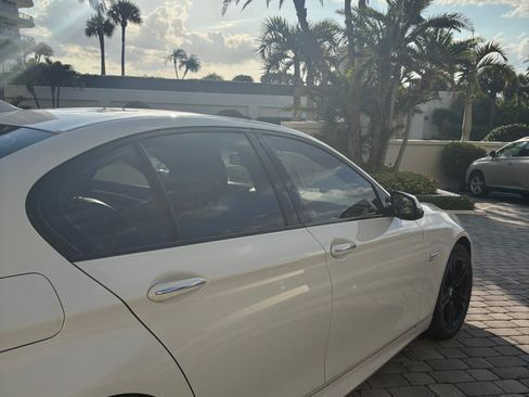 Used 2015 BMW 528i Sedan image 10