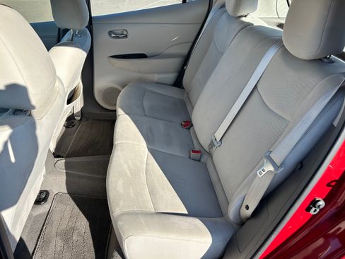 Used 2012 Nissan Leaf SL image 8