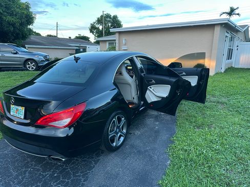 Used 2014 Mercedes-Benz CLA 250 image 15