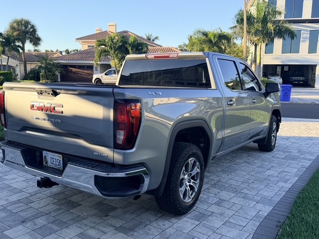 Used 2023 GMC Sierra 1500 SLE AWD/4WD image 11
