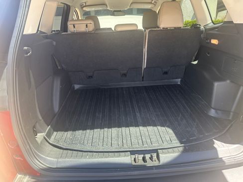 Used 2018 Ford Escape Titanium w/ Ford Safe & Smart Package AWD/4WD image 11