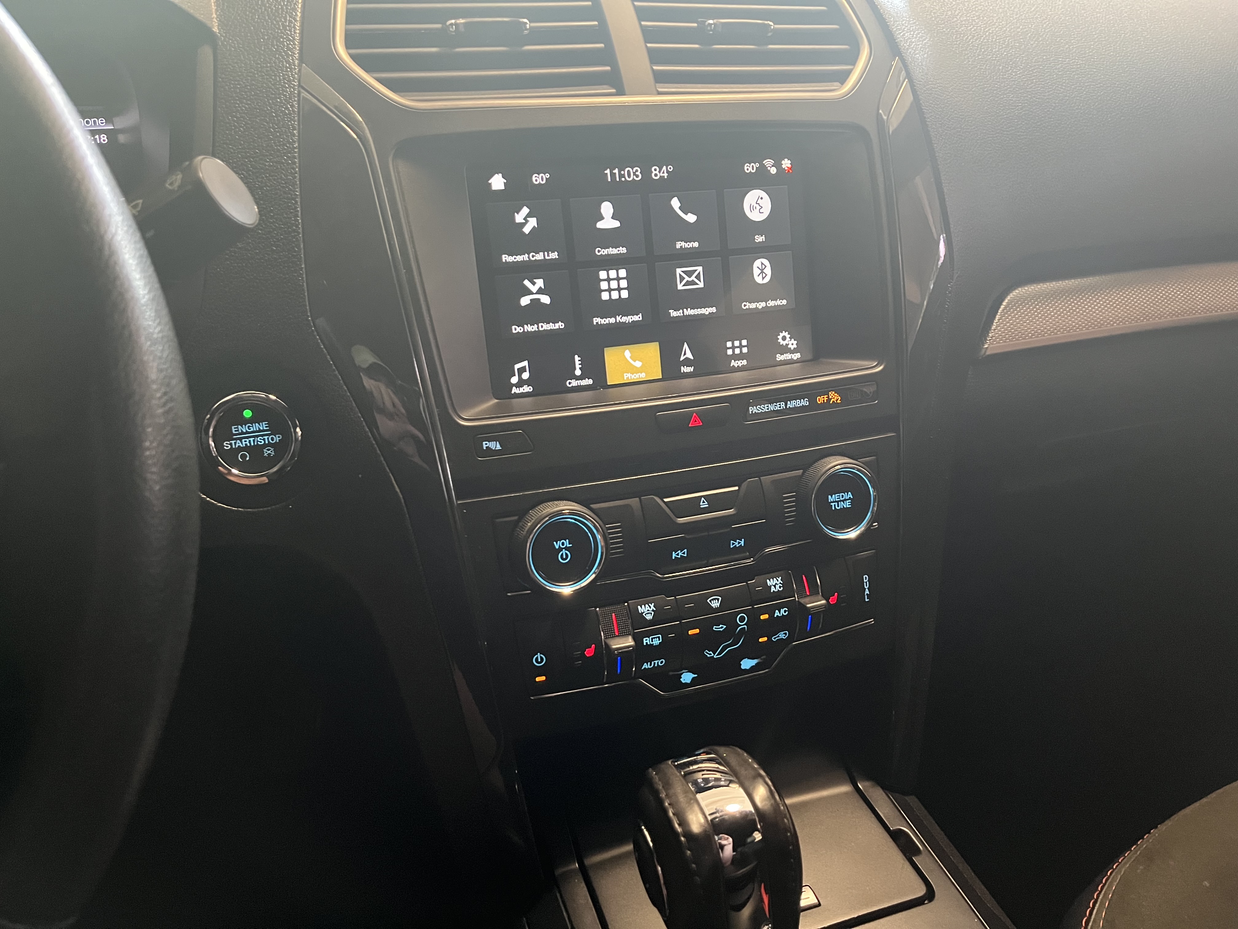 Used 2018 Ford Explorer XLT w/ Equipment Group 202A FWD image 19