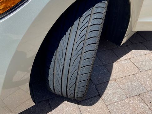 Used 2017 Hyundai Elantra Limited w/ Limited Ultimate Package 05 image 9