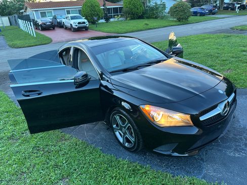 Used 2014 Mercedes-Benz CLA 250 image 13