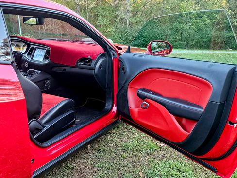 Used 2017 Dodge Challenger R/T Scat Pack image 14