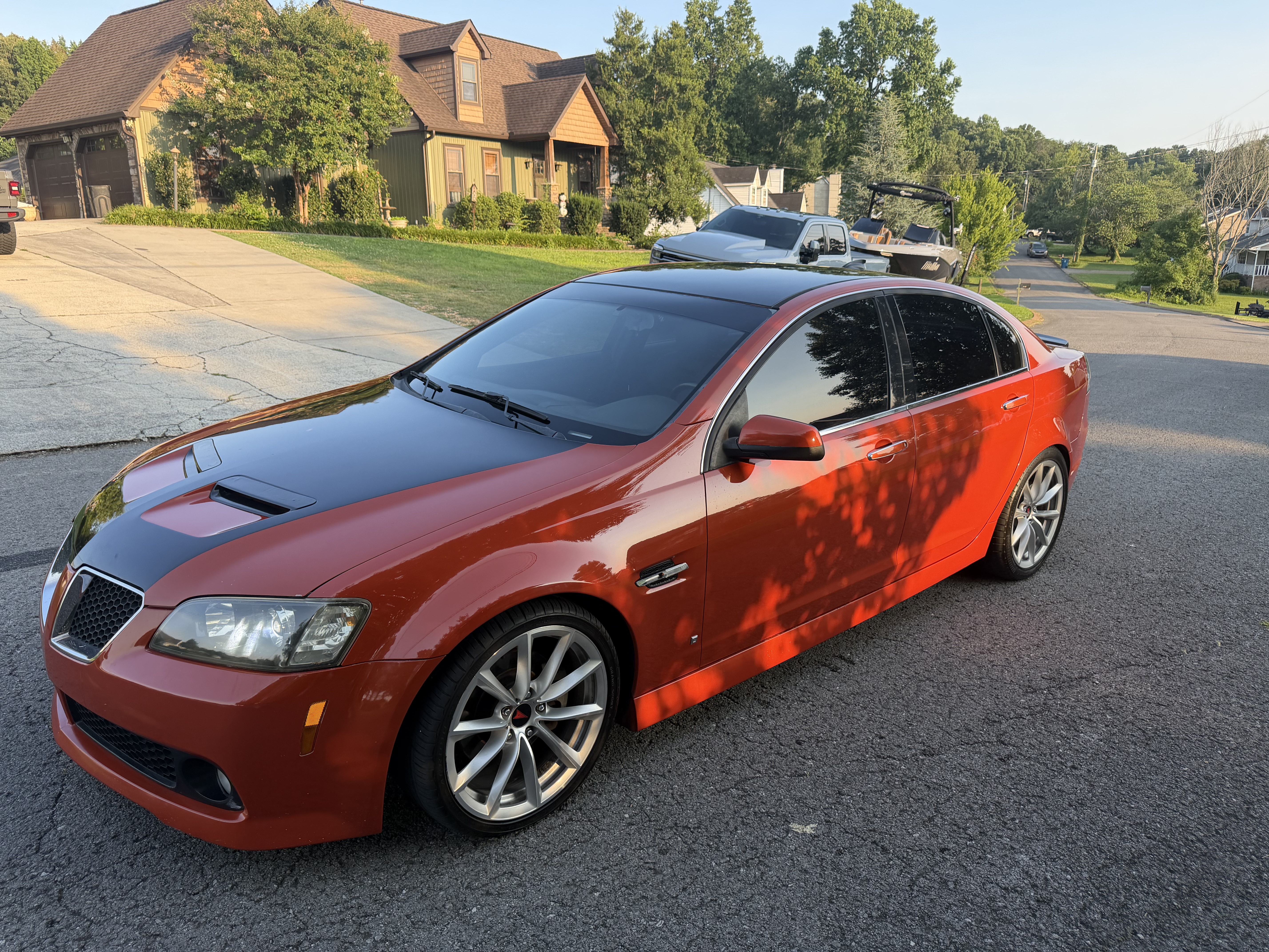 Used 2008 Pontiac G8 GT w/ Premium Package RWD image 2