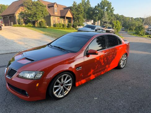 Used 2008 Pontiac G8 GT w/ Premium Package RWD image 2