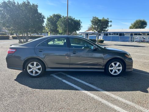 Used 2009 Toyota Camry SE image 14