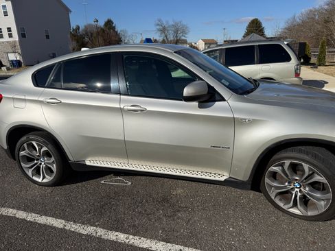 Used 2011 BMW X6 xDrive50i image 2
