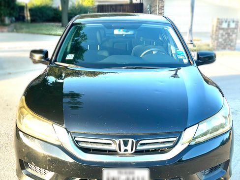Used 2014 Honda Accord Hybrid Sedan image 4