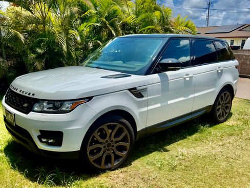 Used 2014 Land Rover Range Rover Sport HSE AWD/4WD image 2