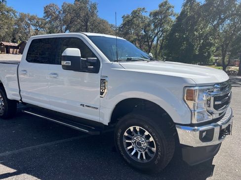 Used 2022 Ford F250 Lariat w/ Lariat Value Package AWD/4WD image 9