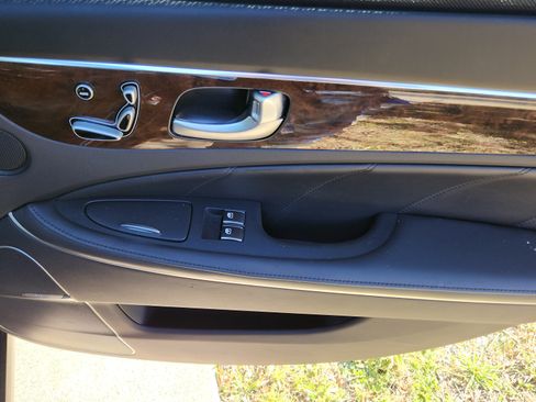 Used 2011 Hyundai Equus Ultimate image 21