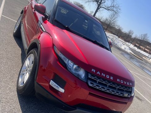 Used 2015 Land Rover Range Rover Evoque Pure Plus image 2