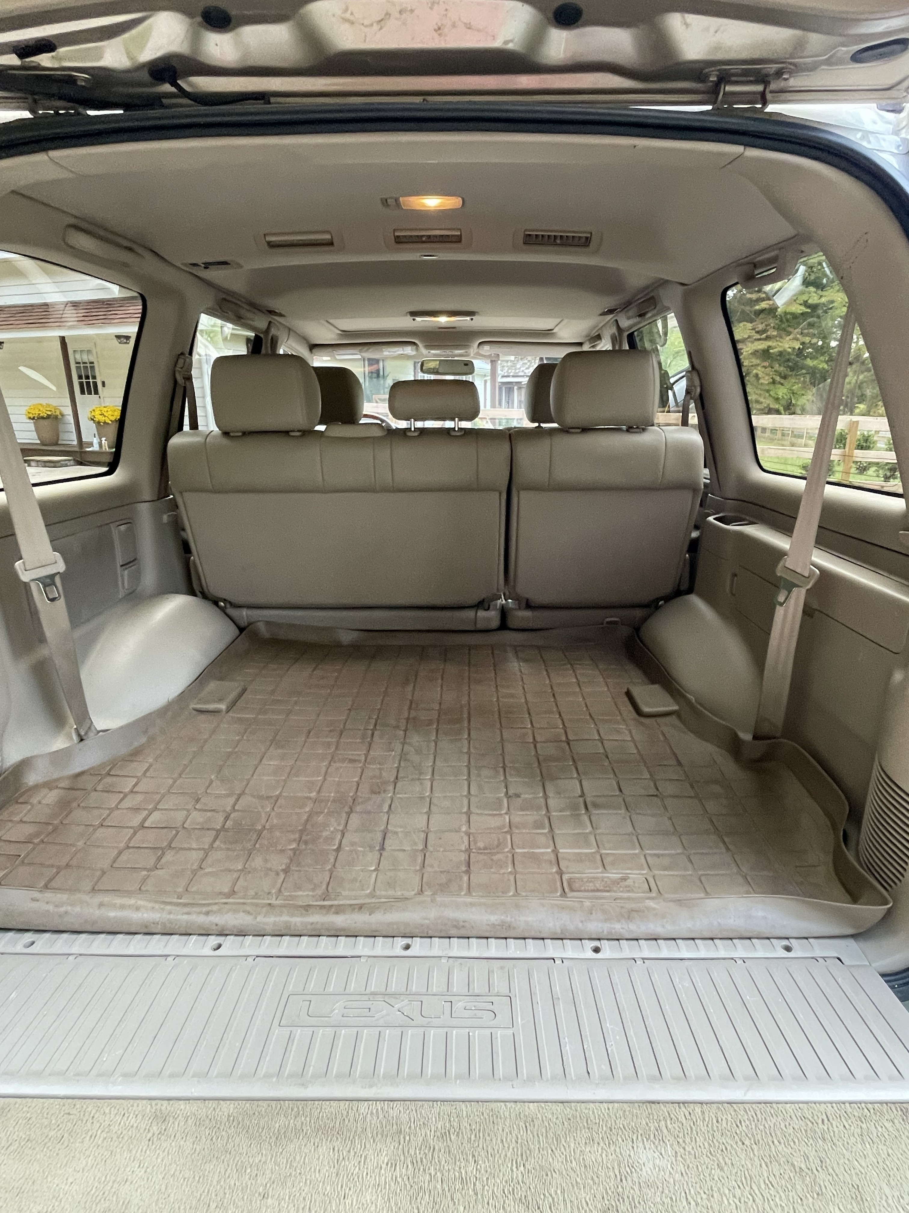 Used 2001 Lexus LX 470 4WD image 8
