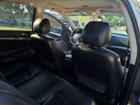 Used 2011 INFINITI G25 Journey w/ Moonroof Pkg image 17