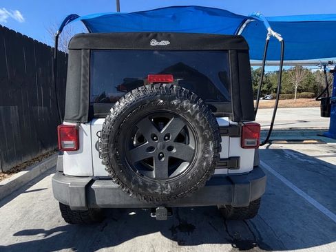 Used 2009 Jeep Wrangler Unlimited X w/ Trailer Tow Group image 19