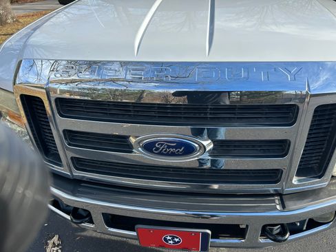 Used 2010 Ford F250 Lariat image 29