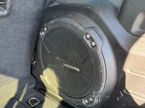 Used 2019 Jeep Wrangler Unlimited Rubicon image 9