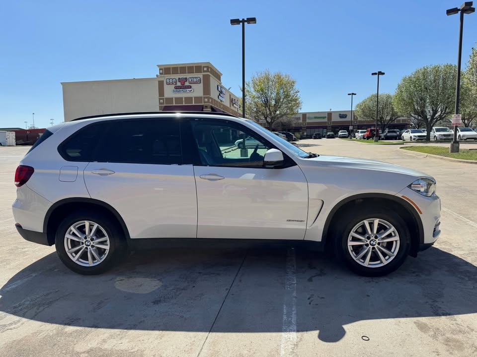 Used 2015 BMW X5 xDrive35i AWD/4WD image 6