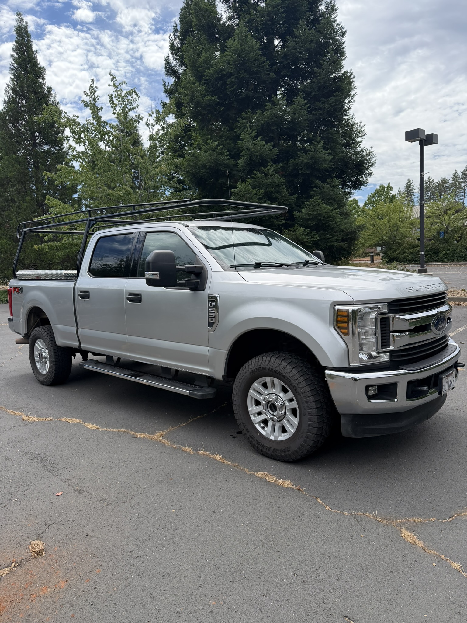 Used 2019 Ford F250 XLT w/ XLT Value Package AWD/4WD image 1