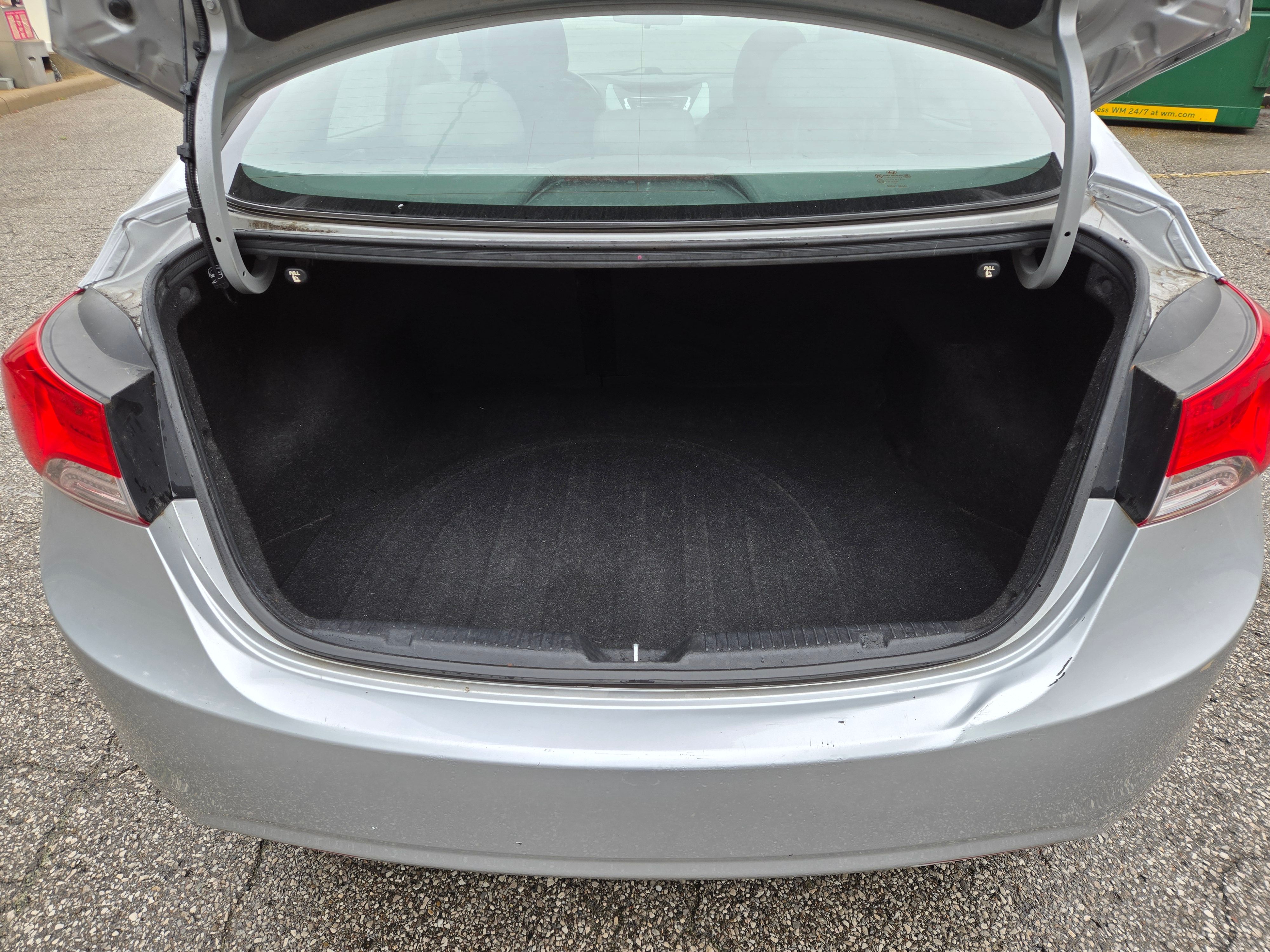 Used 2011 Hyundai Elantra Limited FWD image 21