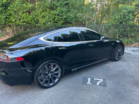 Used 2018 Tesla Model S 100D AWD/4WD image 5