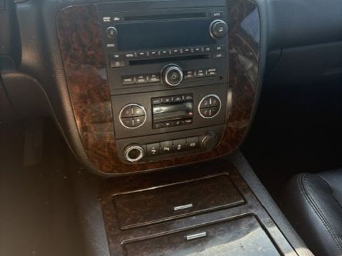 Used 2012 GMC Sierra 2500 Denali AWD/4WD image 8