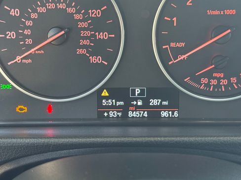 Used 2014 BMW 328i Gran Turismo xDrive AWD/4WD image 9