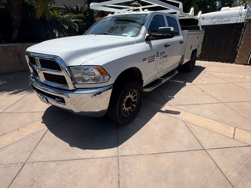 Used 2016 RAM 3500 Tradesman w/ Chrome Appearance Group RWD image 2