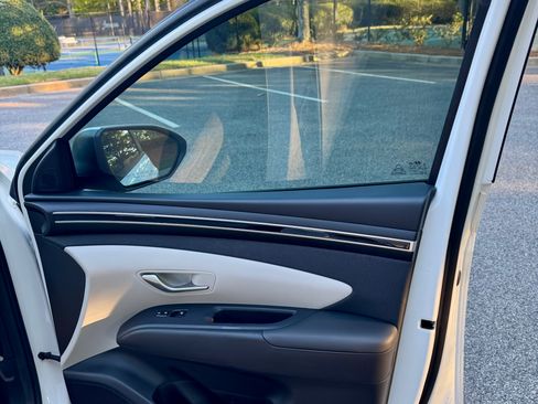 Used 2023 Hyundai Tucson SEL w/ Convenience Package image 12