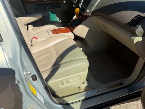 Used 2004 Lexus RX 330 330 Sport Utility 4D image 6