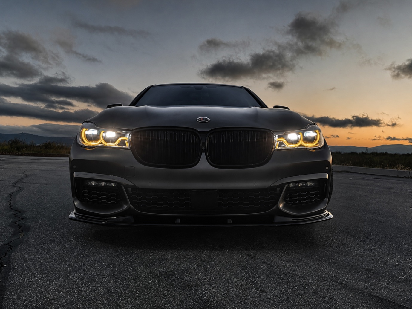 Used 2016 BMW 750i xDrive AWD/4WD image 8